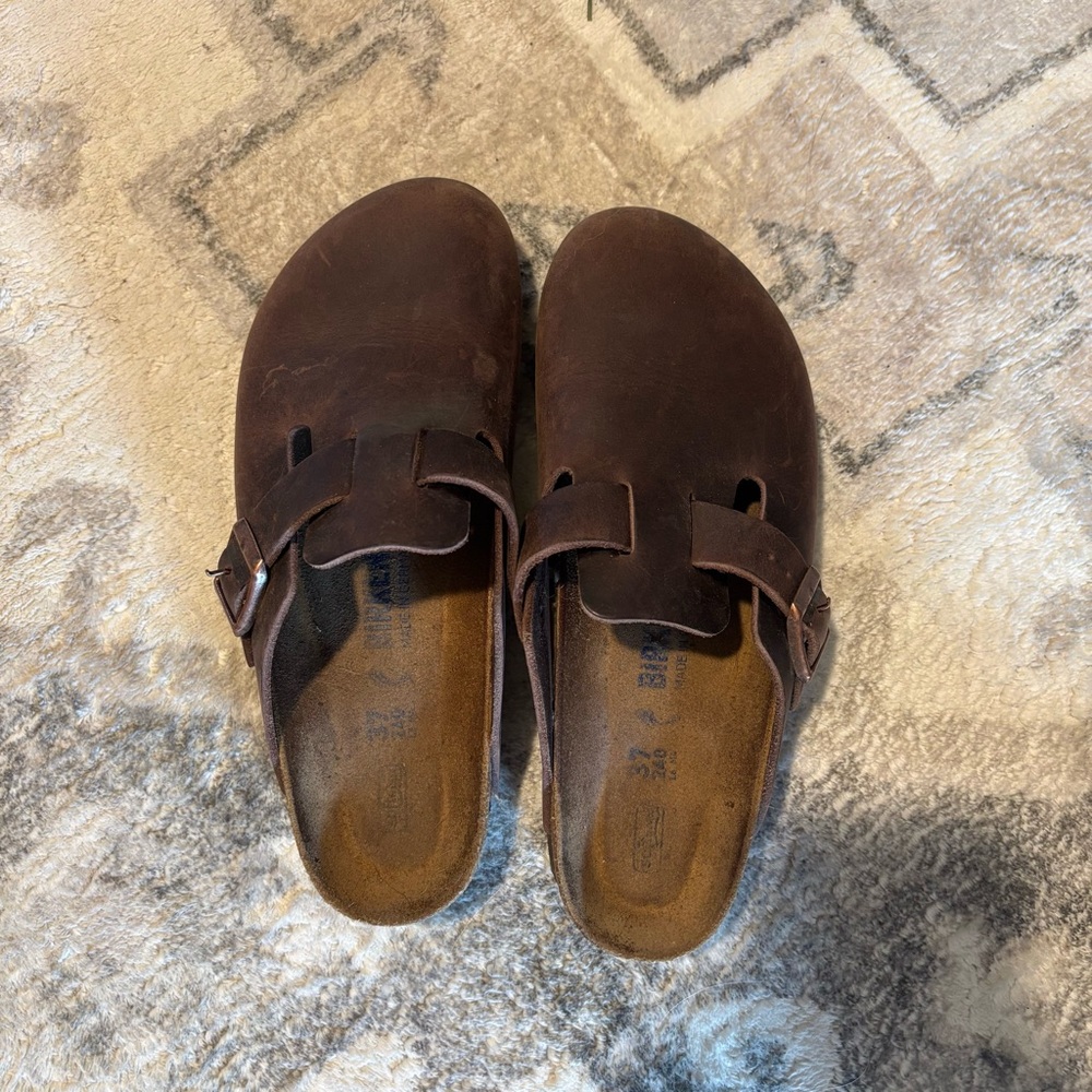 Birkenstock Boston Clogs - Oiled Leather